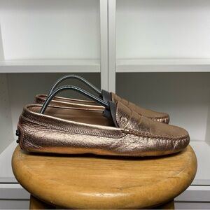 Tod’s gommino loafers rose gold metallic pink Loafers